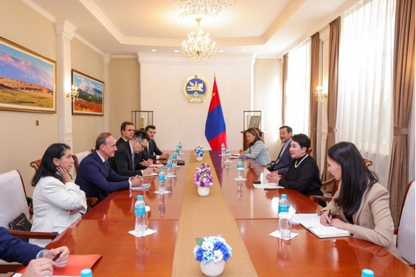 Foreign Minister Battsetseg Meets Special Ambassador of Bid Committee for Expo 2030 Roma